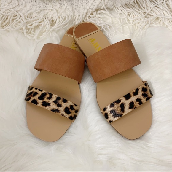 NEW Anna Double Strap Sandal- in Leopard - Picture 3 of 6